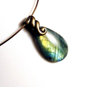 Labradorite Teardrop Necklace With Antique Brass Cap - Colorful Convertible Choker And Necklace - Labradorite Necklace - Labradorite Choker