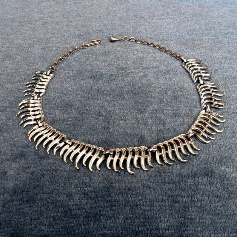 Vintage Necklace Vintage Costume Jewelry Necklace Gold Tone Wavy Combs Choker Necklace 1960s Necklace Vintage Gold Tone Necklace