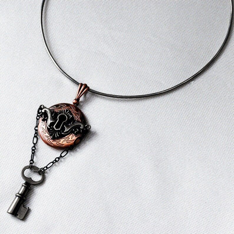 Locket with lock and key Clearance