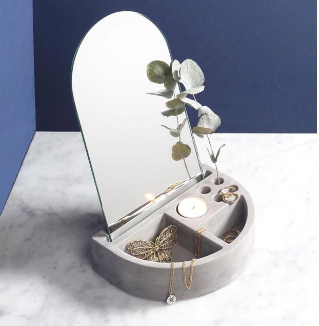 Organizador de exhibición de joyas de hormigón con espejo | Etsy