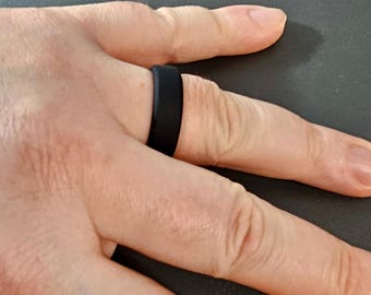 Anillo de bodas clásico de silicona negra para hombre - Hipoalergénico - Gimnasio, trabajo - Banda de boda de goma flexible - 1110