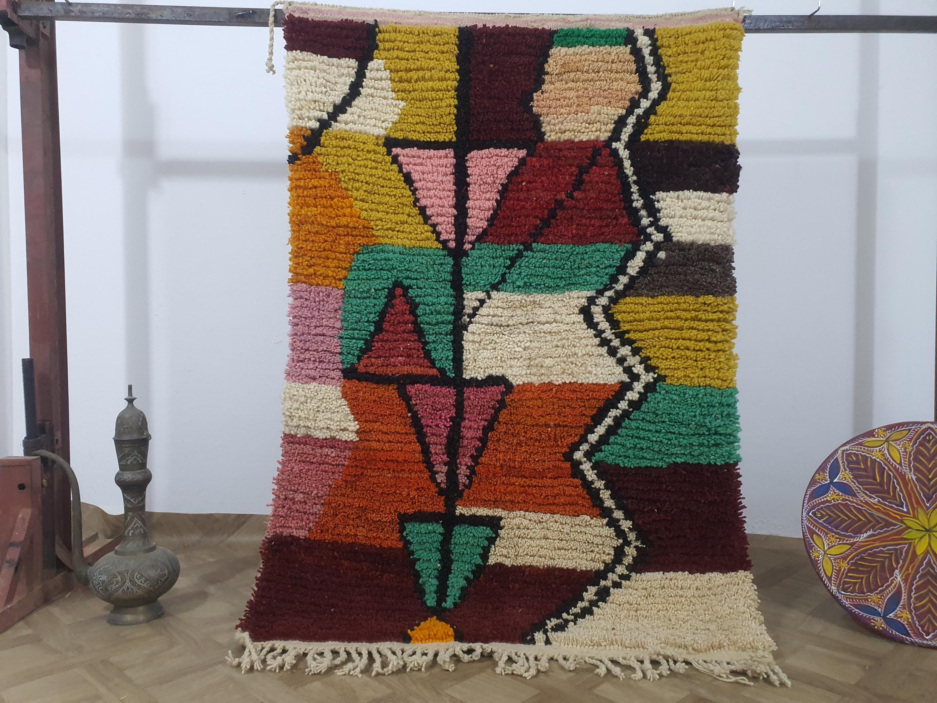 160 x 100 - Tapis berbère en fait main en laine blanc/mauve - Artisanat du Maroc - Décoration