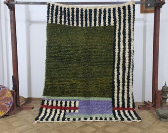 Custom Moroccan Berber Rug: Handwoven Wool Boujaad Rug