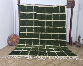 Handwoven Berber Boujaad Rug: Colorful Moroccan Wool Carpet