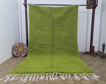 Custom Moroccan Berber Rug: Handwoven Wool Boujaad Rug