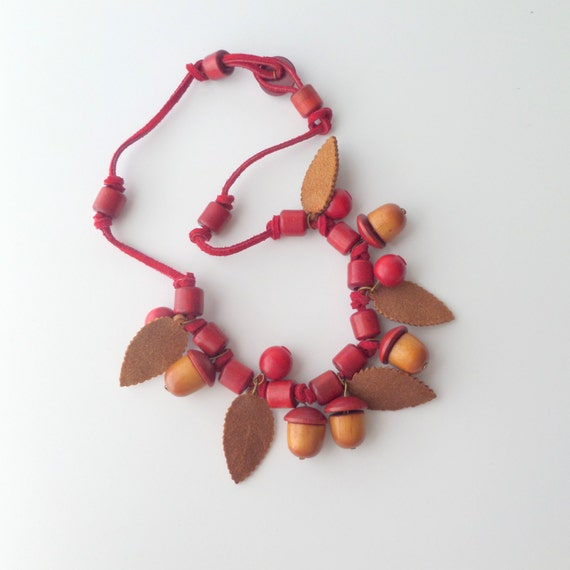 Wooden Acorn Necklace with Leather Leaves. 1940s … - image 3