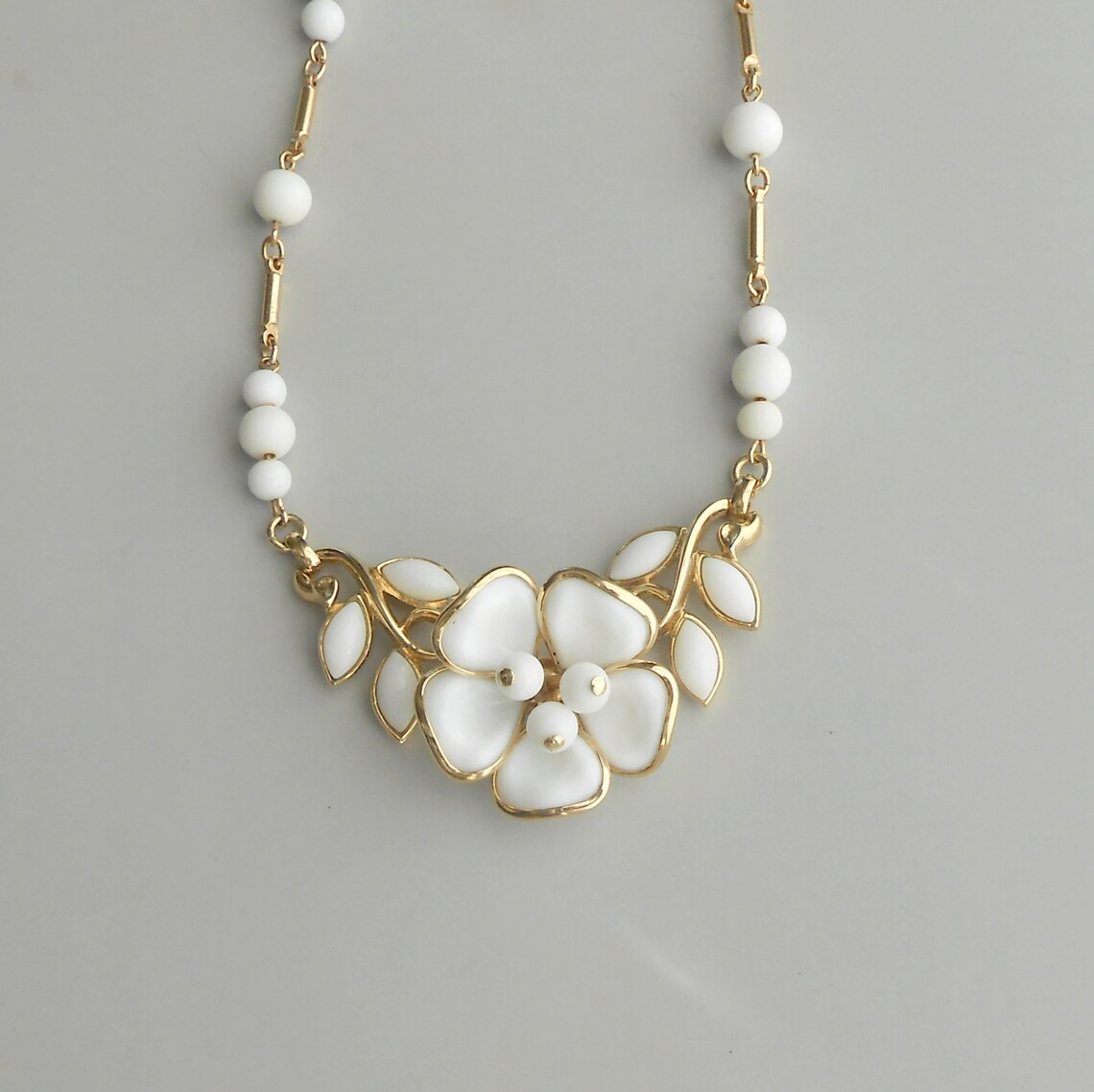 Trifari Poured Glass Floral Necklace. Milk Glass. White Etsy