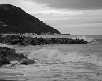 Vagues - photographie de paysage marin noir et blanc - 10 x 8 - paysage, monochrome, rivage, plage, rochers