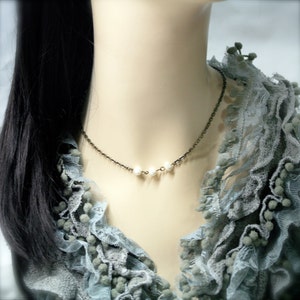 Mermaid kisses necklace, freshwater pearls image 4