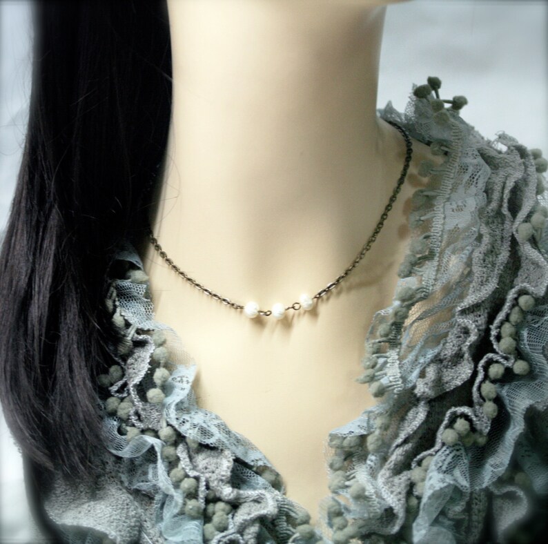 Mermaid kisses necklace, freshwater pearls image 4