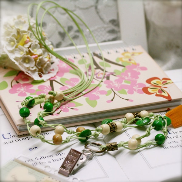 Avocado and gula melaka lanyard