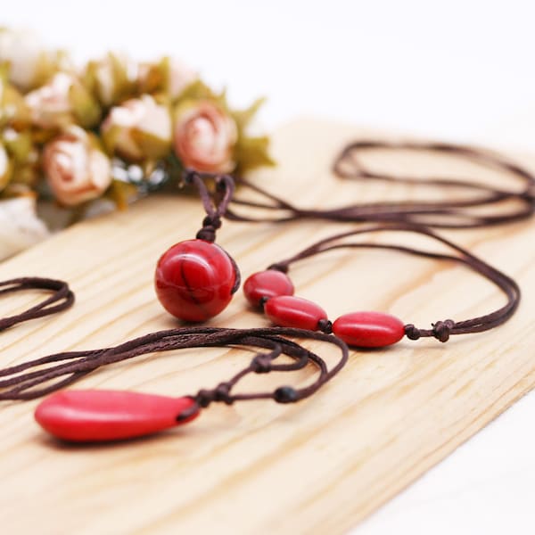 Red vitality 2 pcs necklace and a bracelet - dyed howlite