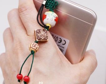 Hoot Hoot Red Owl phone charm/ dust plug (DP)