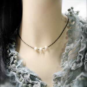 Mermaid kisses necklace, freshwater pearls image 2