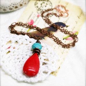 Savoir-faire necklace - dyed howlite