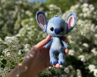 Crochet Stitch Amigurumi: Handmade Plush Toy Gift