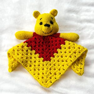 Winnie the Pooh lovey - Baby comforter english crochet pattern