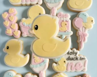 Rubber ducky cookie stamp and cutter