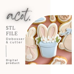 Puede incluir: Una variedad de galletas con temática de Pascua, que incluyen diseños de conejitos y macetas. Las galletas están decoradas con colores pastel y detalles intrincados. La imagen también incluye el texto "acot." y "STL FILE Debosser & cutter Digital product."