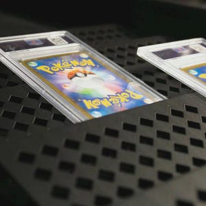 card sleeves 59mm x 92mm Magnetic Graded Card Risers