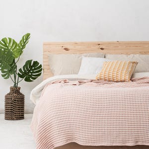 Lilac Pink Waffle Cotton Bed Cover: Queen/King Size Throw Blanket