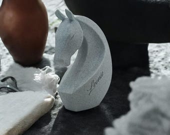 Pferdekopf Skulptur – Eleganz Trifft Individualität