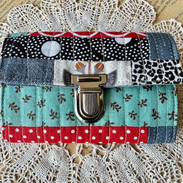 Upcycling Midi Moneybag, Portemonnaie, Geldbörse - rot-schwarz-türkis