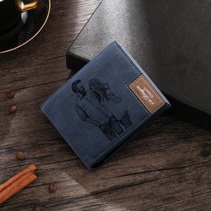 Cartera de cuero para hombre con foto grabada personalizada, cartera con foto, regalo para esposo, novio, papá, regalo del Día del Padre.
