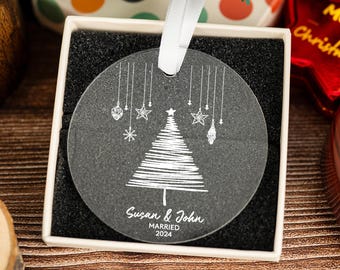 Acrylic Married Ornament Gift, Newlywed Gift, Mr & Mrs Christmas Ornament, Personalized Mr Mrs Wedding Ornament, Wedding Gift Keepsake