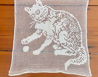 Filet crochet cat antimacassar panel playing kitten, tea tray cloth, vintage home decor doily chair back cover, dresser scarf large 18 by 18