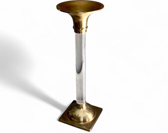 Candelabro de latón y lucita de Frederick Cooper, diseño moderno de mediados de siglo.