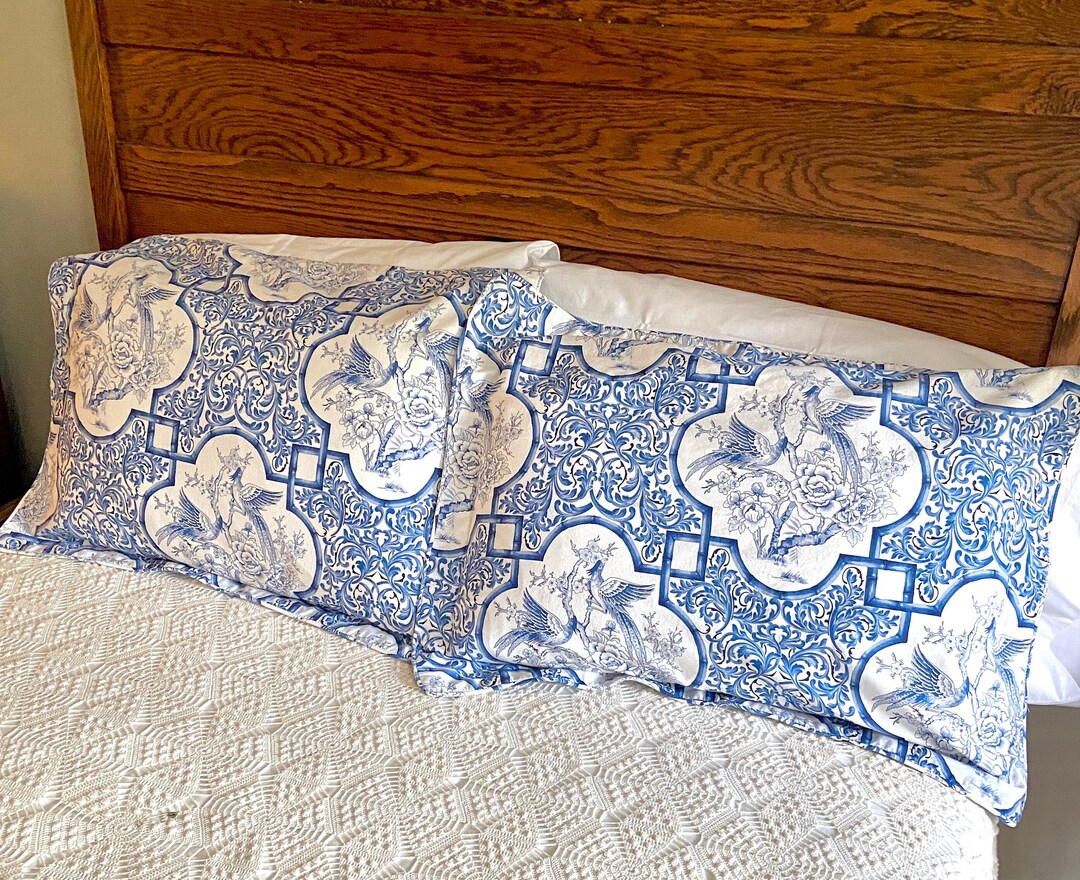 2 Ralph Lauren Pillow Shams Oriental Pattern, French Blue and White