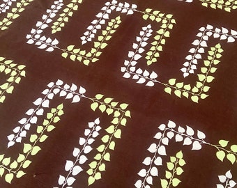 Wilendur tablecloth Tahiti in brown with lime green white ivy leaves, luncheon size 49 by 56, mid century 1950s kitchen textiles, made USA