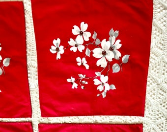 4 Wilendur napkins, red dogwood print, mid century luncheon set, 1950s vintage table linens, bridge napkins,