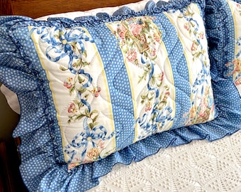 2 quilted shams Porcelain Basket Springmaid, Metropolitan Museum of Art, ruffles 80s floral, vintage home, bedroom decor blue white yellow