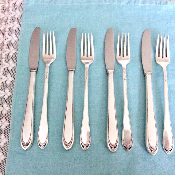 Silverplate LOVELACE 1847 Rogers Lot of 4 Teaspoon