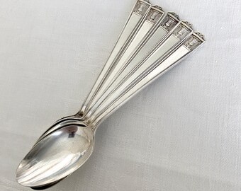 5 CENTURY oval soup spoons by Holmes and Edwards 1923, Grecian urn, silverplate flatware, vintage silver plate silverware early 20th century