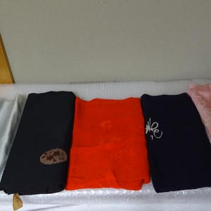 Vintage japanska sidenkimonotygrester, set med 5 blandade rester, generös halv bultstorlek för hantverkssömnad, quiltning