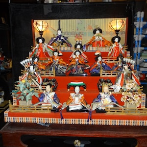 Vintage Hina Doll - Etsy