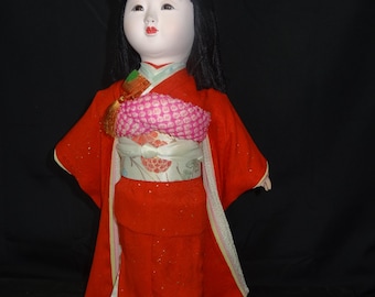 11インチのアンティークな日本の民芸品、女の子の粘土製市松人形