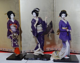Set of 3 Antique Japanese Geisha Dolls - Purple Kimono 1930s - 46–48cm - With Age Wear & Damaged Umbrella