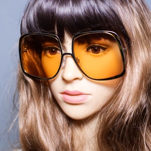 Retro Oversized Sunglasses | Le Chic Vintage 70s Inspired