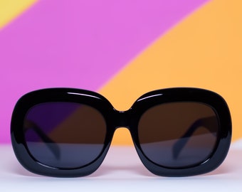 Retro Mod Black Frame Sunglasses | Vintage 60s Inspired