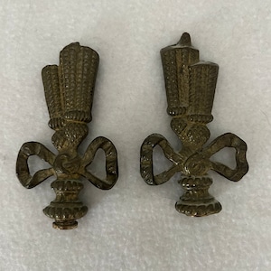 1 Paar große französische antike Bronze Lampenstecker