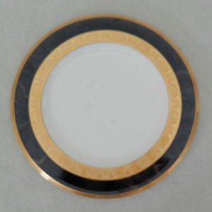 Noritake Opulence Discontinued Gilt Embossed Dinner Plate