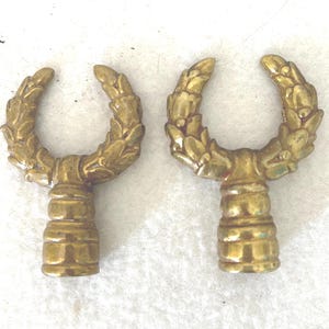 Pair of Vintage Brass Laurel Leaf Finial Lamp Toppers