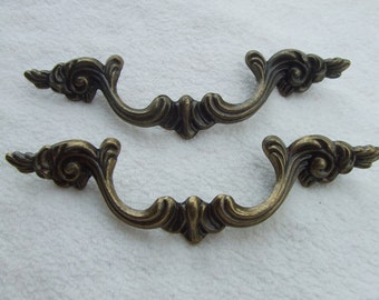 Vintage Ornate French Bronze Pair Drawer Pulls Handles Salvage Hardware