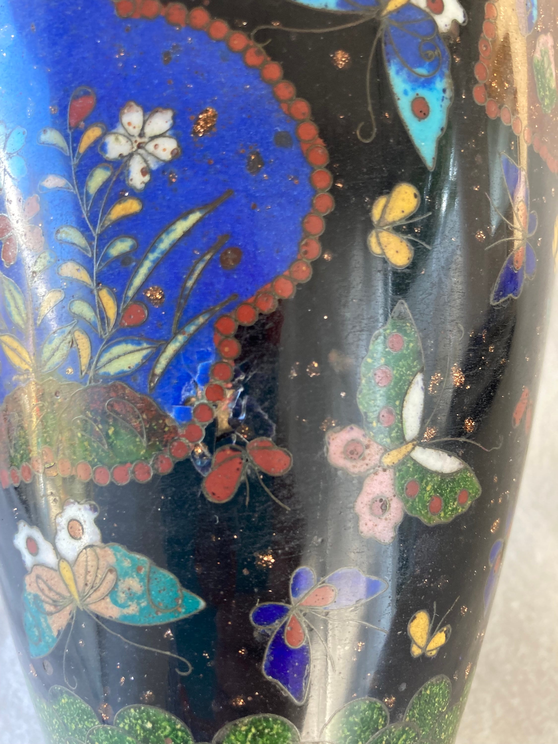 11インチ ヴィンテージ 中国七宝焼き 蝶 エナメル花瓶 - Etsy 日本