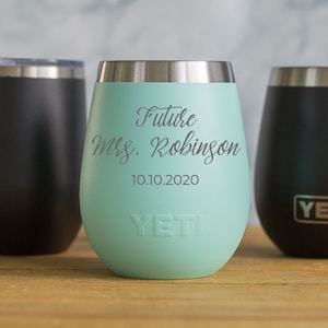 Personalized Engraved YETI® W/ Lid or Polar Camel Wine Tumbler Bridesmaid Gift, Maid of Honor, Matron, Wedding Party, Mother of the FM1