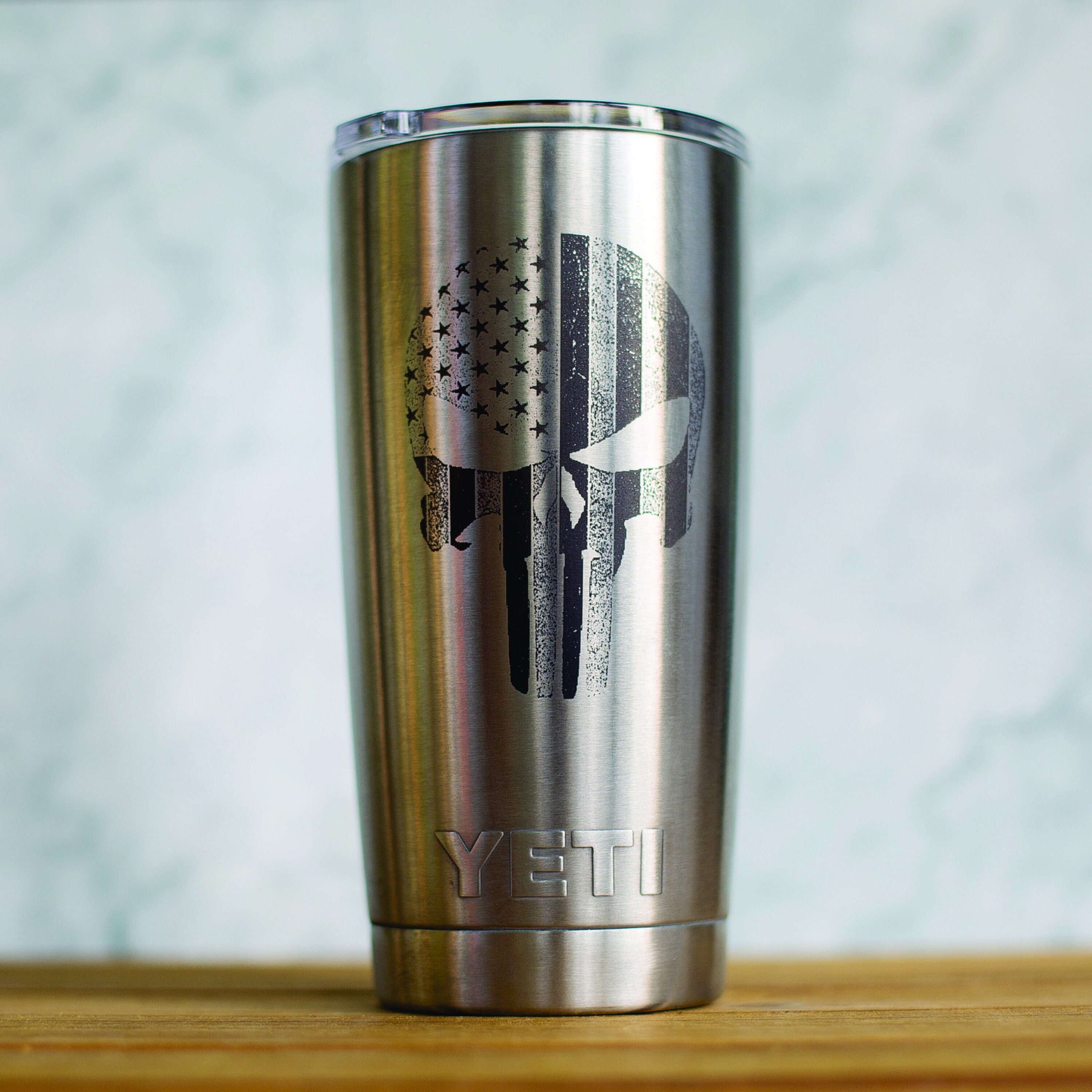 Punisher Skull and Cross Rifles Stainless Steel Travel Mug with Handle, 14oz